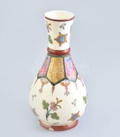 Joseph Steild Znaim fajansz váza, kézzel festett, jelzett, kis lepattanásokkal, m: 18 cm