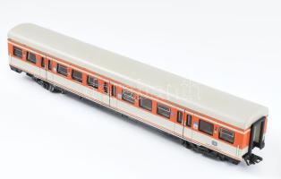 Märklin H0 4184 cikkszámú vasútmodell, DB személykocsi, eredeti doboza nélkül / Märklin H0 No. 4184 model railway, DB passenger car, without original box