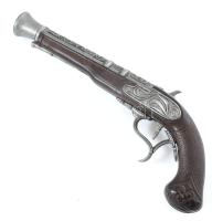 Antik kovás pisztoly igényes gyűjtői replikája. Fém, műanyag, h: 34 cm