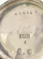 Ezüst (Ag) női zsebóra. Kulcsos, XIX. sz. vége. Jelzett, hibátlan számlappal, működő, jó állapotban ...