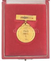 1985. "Magyar Népköztársaság Bajnoka - 1985 - Kosárlabda" kétoldalas zománcozott díjjelvén...