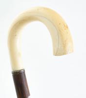 Elefántcsont fogójú sétapálca 84 cm