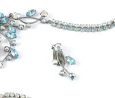 Antik bizsu készlet , díszdobozban