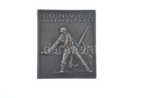 ~1950. Honvéd Sportversenyek kétoldalas ezüstözött bronz emlékplakett, hátoldalán Bem Kupa emlékérem 1952 gravírozással (60x50mm) T:1-