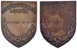 1945. "Barátság S.E. / A Szociáldemokrata Párt a sportért" kétoldalas ezüstözött bronz díj...