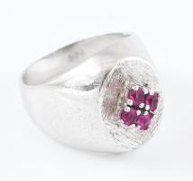 Ezüst (Ag) rózsaszín köves gyűrű. Jelzett, bruttó: 5 g, m: 55
