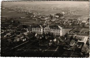 1940 Szilágysomlyó, Simleu Silvaniei; Főgimnázium / grammar school. photo + &quot;1940 Szilágysomlyó visszatért&quot; So. Stpl. (EK)