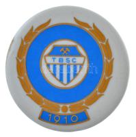 ~1980. TBSC (Tatabányai Bányász Sportclub) egyoldalas Hollóházi porcelán sport emlékérem (62mm) T:1-