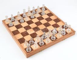 Üveg sakk készlet (egy bábú hiánnyal) + fa tábla 38x38 cm