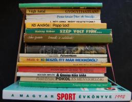 16 darabból álló sportkönyv gyűjtemény, főleg labdarúgásról, mint: 1992-es évkönyv, Gyógyit6atlan?, Szép volt fiúk és még több érdekes kiadvány