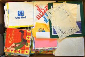 2030 darabos szalvéta gyűjtemény / napkin collection