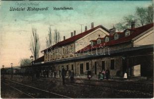 Kiskapus, Kis-Kapus, Kleinkopisch, Copsa Mica; Vasútállomás / Gara / railway station