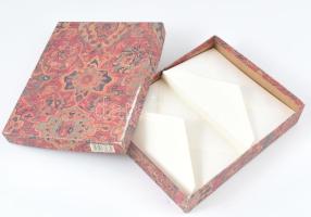 Díszes levélpapír (kétféle) és borítékok, eredeti dobozban