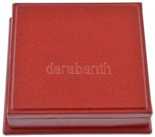 1974. "25 éves a szocialista magyar könyvtárügy" bronz emlékérem díszdobozban (88mm) T:1