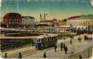 1916 Szabadka, Subotica; Szt. István tér, villamos, piac. Vasúti levelezőlapárusítás 29. 1915. / market, square, tram (Rb)