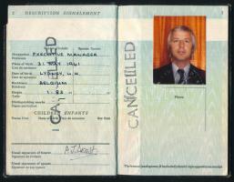 1979 Brit útlevél, német, amerikai, svéd, stb. bélyegzéssel