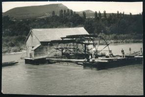 cca 1940-1950 Hajómalom, fotó, 9×13 cm