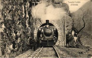 1910 Valcea, Tunelul Lotro / railway tunnel, railwaymen, locomotive, train (EK)