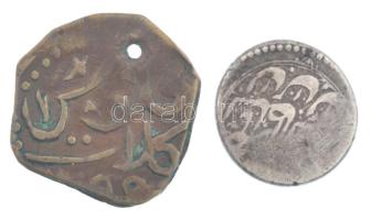 Irán (Perzsia) 1865. (1281.) 1Q Ag (4,90g) + Indiai Államok(?) Cu érme (2,51g) ly. T:2- Iran (Persia) 1865. (1281.) 1 Qiran Ag (4,90g) + Indian States(?) Cu coin (2,51g) holed C:VF Krause KM#824