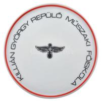 ~1980. Killián György Repülő Műszaki Főiskola Hollóházi porcelán emlékérem dobozában (88mm) T:1-