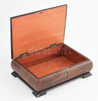 Régi asztali fadoboz, kis kopásokkal, 20x28x9 cm