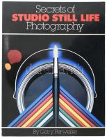 Gary Perweiler: Secrets of Studio Still Life Photography. New York,1984,Amphoto Books. Angol nyelven. Gazdag képanyaggal illusztrált. Kiadói papírkötés.