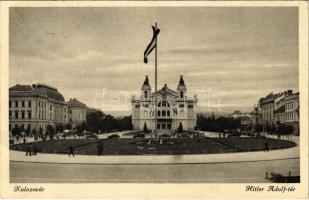 1942 Kolozsvár, Cluj; Hitler Adolf tér, színház magyar címerrel és zászlókkal, országzászló / square, theatre with Hungarian coat of arms and flags