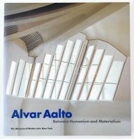 Alvar Aalto. Between humanism and materialism. New York, 1998., The Museum of Modern Art. Angol nyelven. Gazdag képanyaggal illusztrált. Kiadói papírkötés. Benne 3 db Alvar Aalto prospektussal, katalógussal.