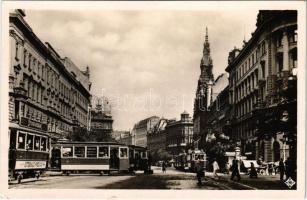 1929 Budapest VII. Erzsébet körút, villamosok Stollwerck, Esterházy pezsgő reklámmal, New York Kávéház (EK)