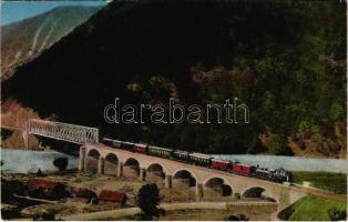 1915 Vöröstoronyi-szoros, Roterturmpass, Pasul Turnu Rosu (Nagyszeben, Sibiu); vasúti híd, vonat, gőzmozdony, határ / railway bridge, train, locomotive, border / Landesgrenze (EK)