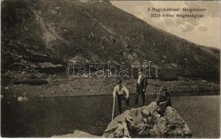 1914 Nagy-Pietrosz, Pietrosul Rodnei (Radnai-havasok); tengerszem 2028 méter magasságban. Benkő Miklós kiadása / mountain lake