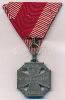 1916. "Károly-csapatkereszt" Zn kitüntetés eredeti mellszalagon T:2 oxidáció
Hungary 1916...