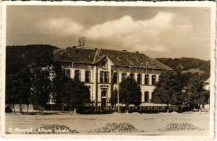 1943 Naszód, Nasaud; M. kir. állami iskola / school (EK)