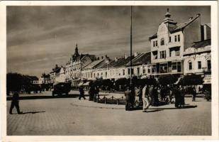 Szatmárnémeti, Satu Mare; város részlete, busz / main square, autobus (fl)