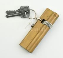 Zár kulcsokkal, h: 10 cm