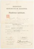 1913 A Budapesti Kereskedelmi Akadémia által kiállított záróvizsga-bizonyítvány Zsellengér Ferenc részére, aláírásokkal - közte Szuppán (Suppán) Vilmos (1854-1933) kir. tanácsos, igazgató - , 2 K okmánybélyeggel, kisebb szakadásokkal