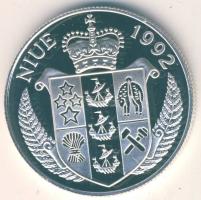 Niue 1992. 5$ Ag "Veszélyeztetett állatvilág-delfin" T:PP Díszdobozban!
