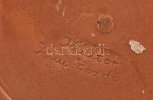 Kántor és Kun Gazda (Karcag): "Hunnia hibrid", mázas kerámia falitányér. Kézzel festett, j...