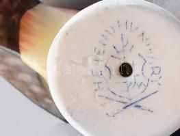 Herendi cca. 1950 mini harkály / fakopáncs. Kézzel festett, jelzett, kopásnyomokkal. 4,5x6 cm