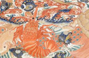 Imari tál porcelán, öblében máz alatti kékkel, máz felett vörössel és arannyal festett állati motívu...