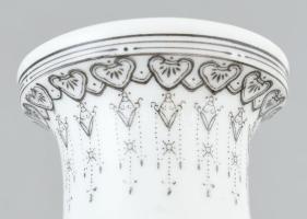 Zhonguo Jingdezhen Zhi Famille Rose kínai váza, 1950 körül, kontúr matricás, kézzel festett porcelán...