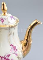 4 személyes, aranyozott, virágmotívumos, csehszlovák mokkás készlet, jelzett, festő: Szabó Zsuzsa, k...