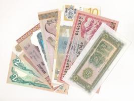 10db-os vegyes bankjegy tétel, közte Egyiptom, Banglades, Tádzsikisztán, Nepál, Szerbia, Kambodzsa, ...