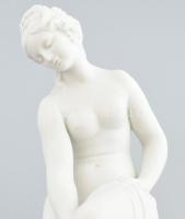 Mitológiai alak, porcelán, jelzés nélkül, hibátlan, m: 22 cm