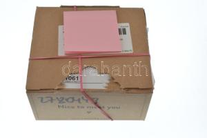 ~120 darabos főleg kitűző tétel, közte érdekesebb darabokkal