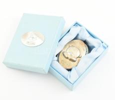 Macis fém ajándék ékszeres dobozka eredt díszdobozban 6 cm