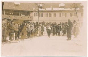 1929 Brassópojána, Pojána, Schulerau, Poiana Brasov; síverseny, téli sport / winter sport, ski race. photo