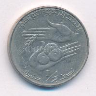 Tunézia 1983. 1/2D Cu-Ni "FAO" T:2-
Tunisia 1983. 1/2 Dinar Cu-Ni "FAO" C:VF
K...
