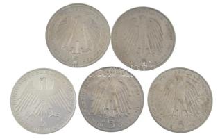 NSZK 1968-1985. 5M Cu-Ni (5x, ebből 4xklf) T:1-
FRG 1968-1985. 5M Cu-Ni (5x, with 4xdiff) C:AU