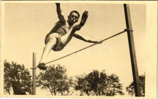 1941 Tállya, Szerencsi levente verseny, magasugrás, sport. photo